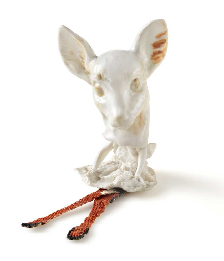 Kyriaki Mavrogeorgi Grounding, 2021, porcelain and embroidery, h. 16 cm