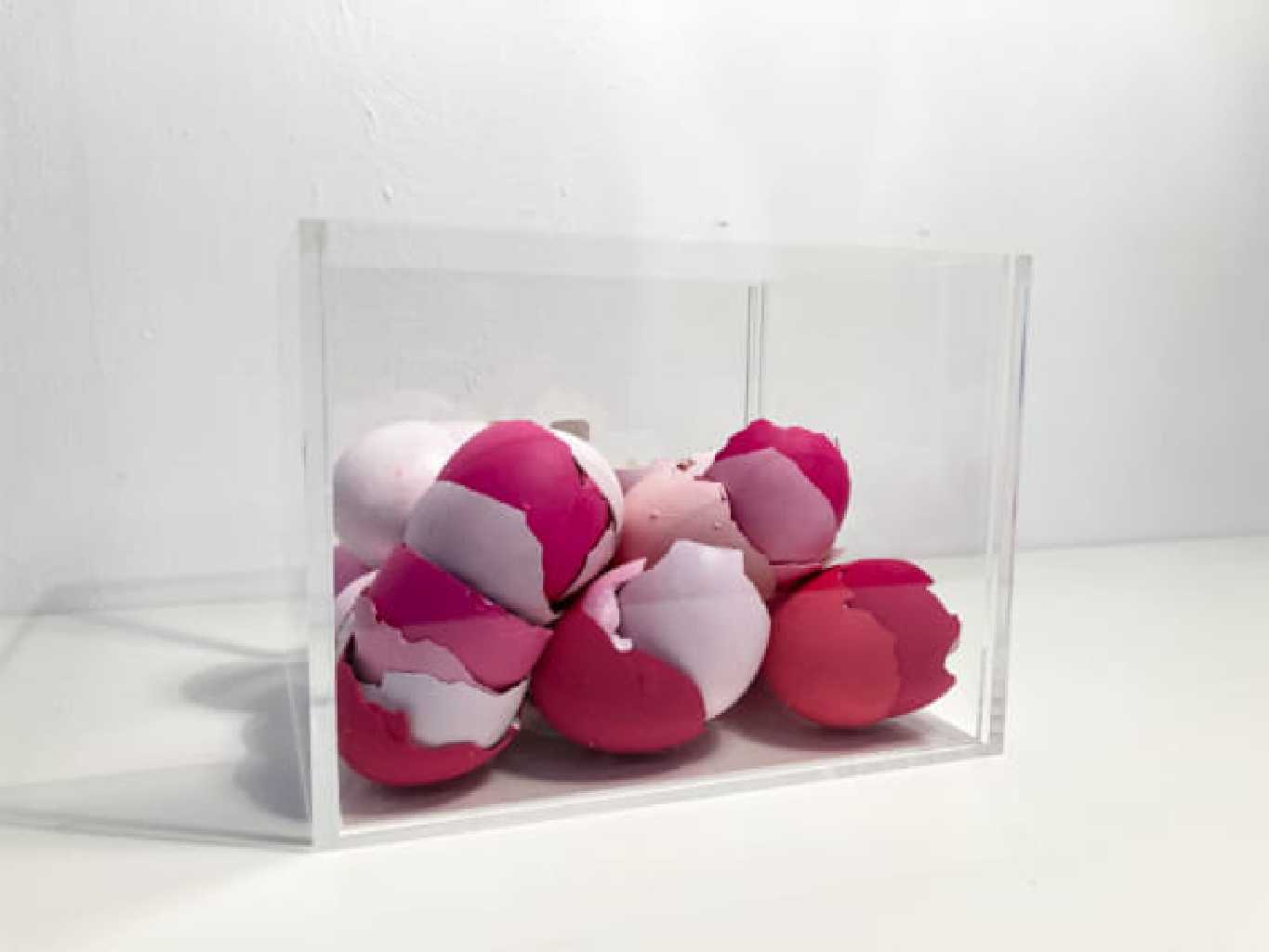 Azul Andrea, Casas de color, painted egg shells, 17.5 x 13 x 13 cm, 2020