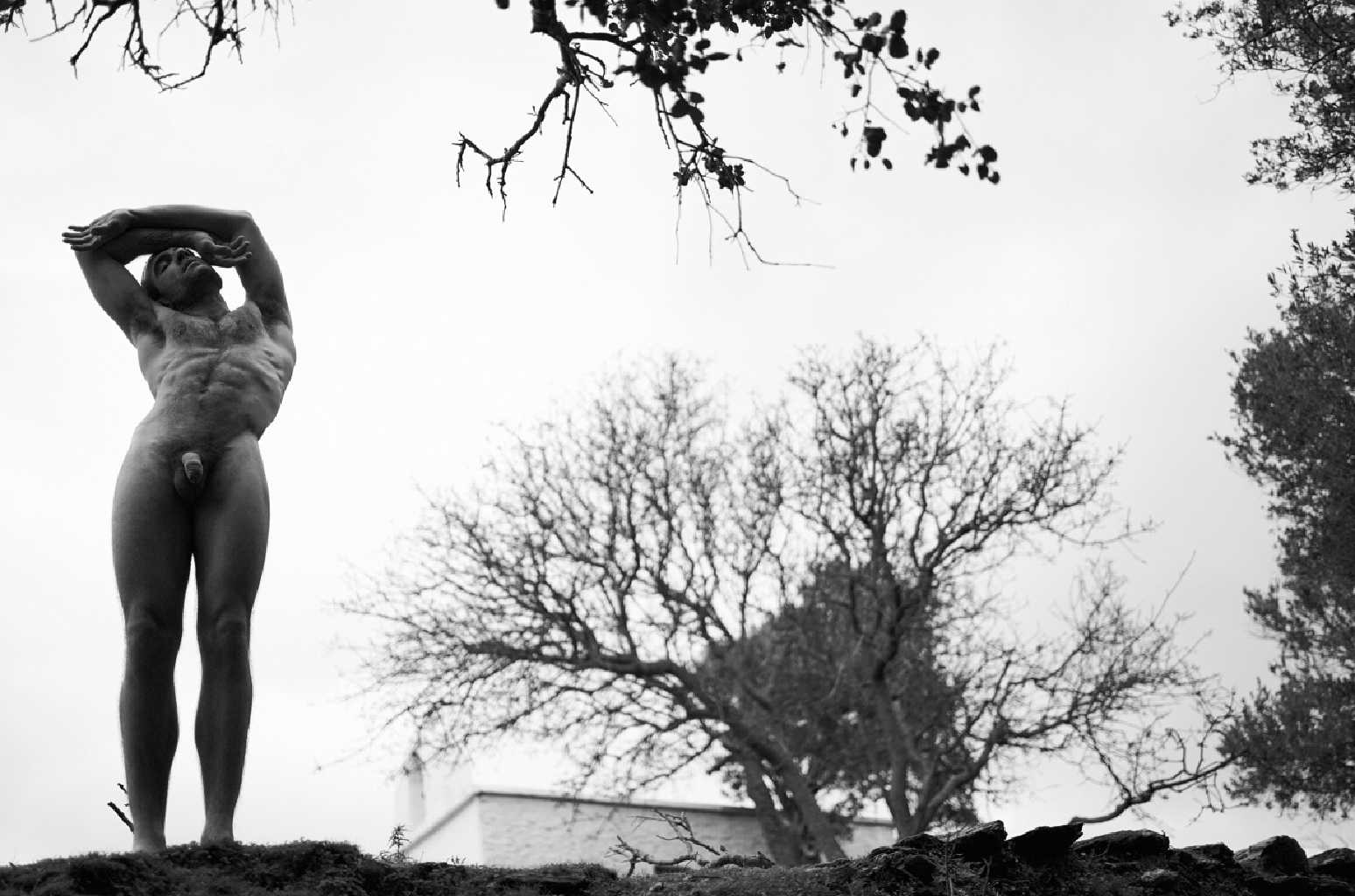 A Body in a landscape with chapel, Ricardo Castro, 120 x 80