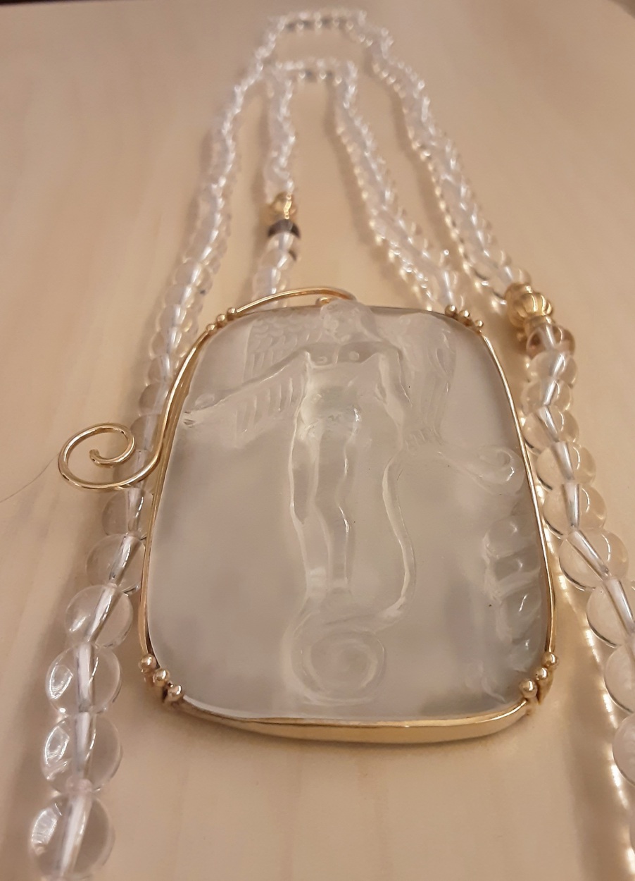 Νikos Stamatiadis, Eros, quartz, Crystal de roche, gold, silver, 6 x 8 cm