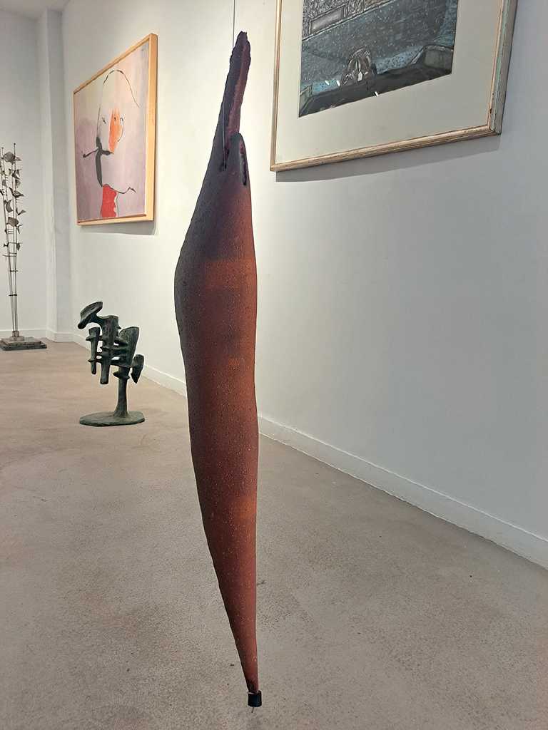 Voula Gounela, Protozoa, Stoneware Clay, 115 x 23 x 12 cm, 2013